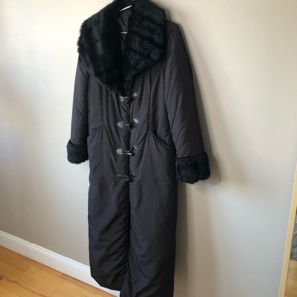 Vintage Women's Black Faux Fur collar Toggle buttons Long Maxi Coat M/L - Picture 5 of 15
